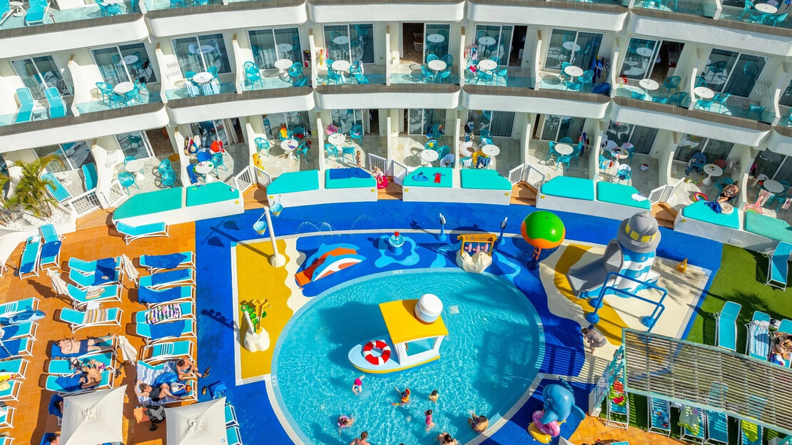 HOVIMA La Pinta Beachfront Family Hotel